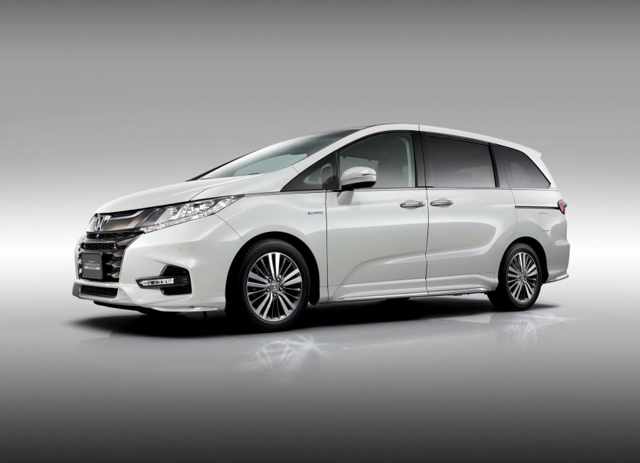 Honda Odyssey Absolute Hybrid (JP) '2017